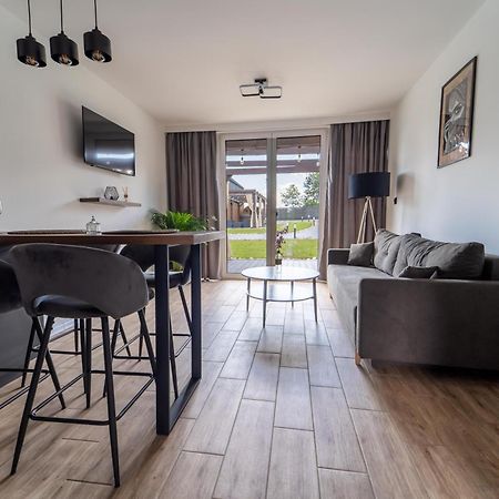 Village Resort Sauna & Jacuzzi & Netflix Tworkowa Eksteriør bilde