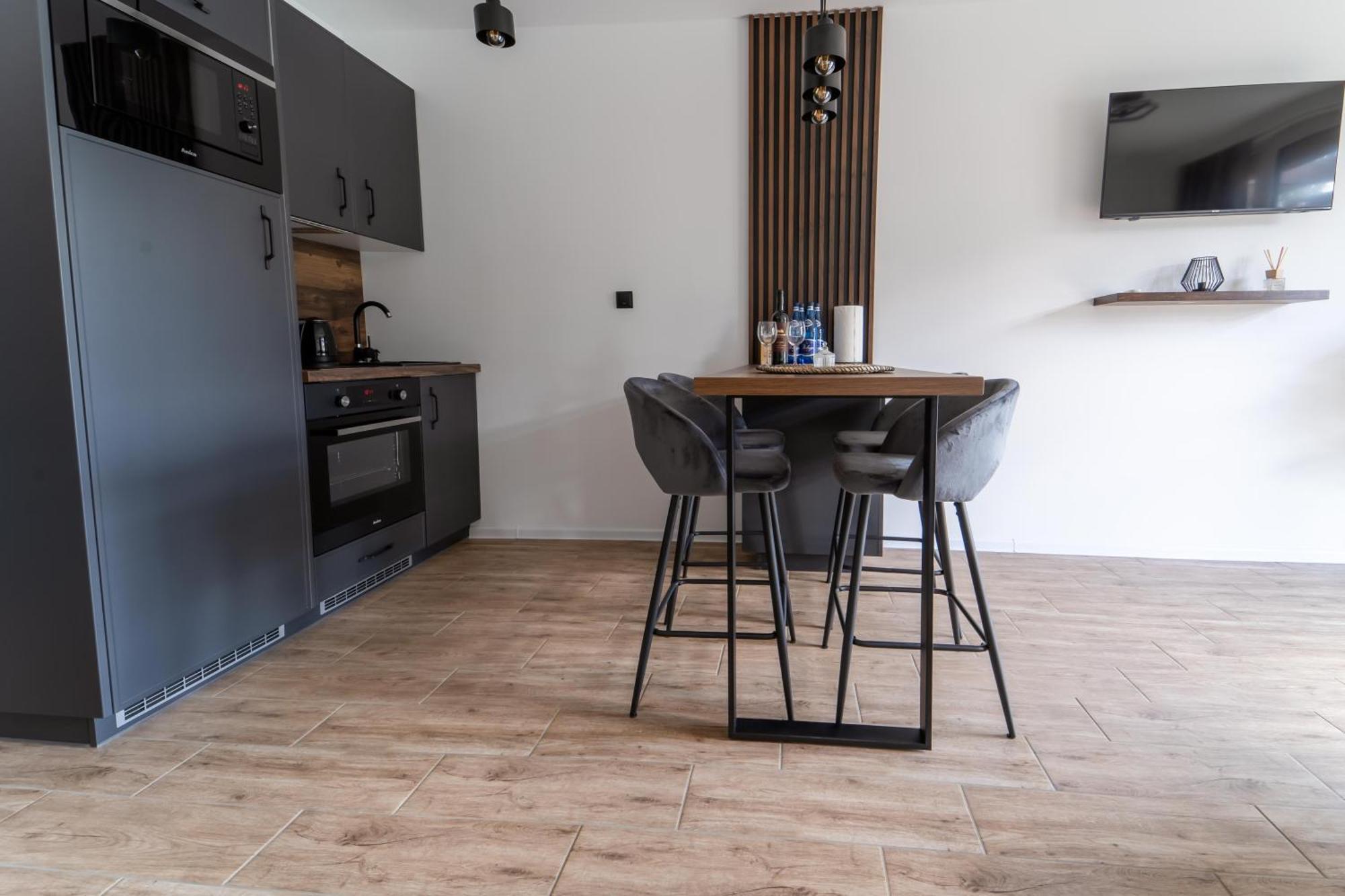 Village Resort Sauna & Jacuzzi & Netflix Tworkowa Rom bilde